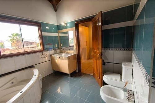 Casa en Alquiler Barrio Primavera Luque, foto 5