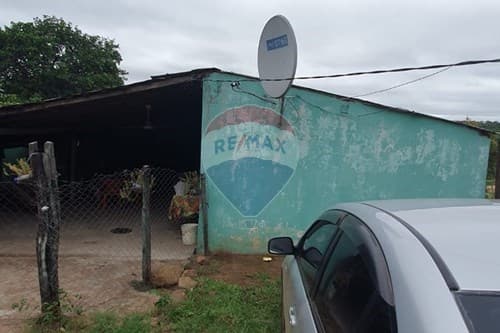 Casa en Bernardino Caballero, foto 1