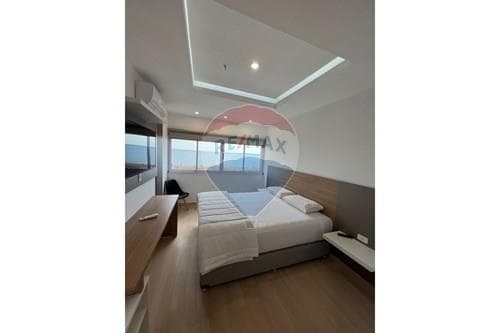 Dpto. en Encarnación con Piscina y Balcón! — foto 2