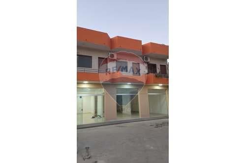 Alquilo amplio salon comercial-San Lorenzo