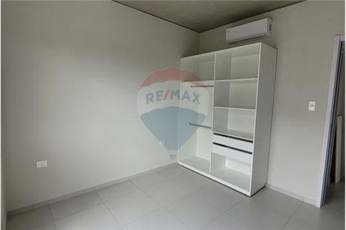 Se alquila departamento a estrenar en Luque — foto 3