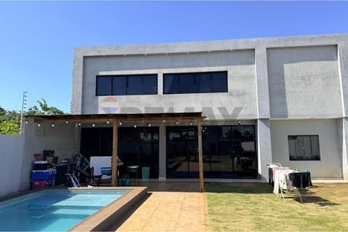 hermosa casa quinta en km 12 monday