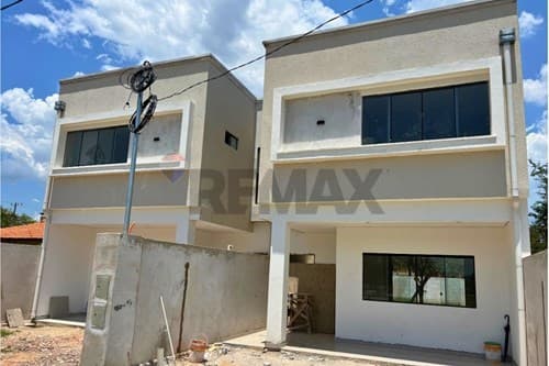 En venta duplex en limpio — foto 4