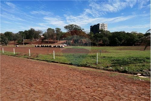 Terreno en esquina cambyretá — foto 3