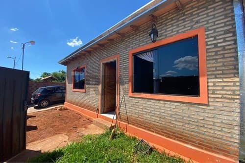 "Moderna Casa en Ñemby: Oportunidad Exclusiva" — foto 5