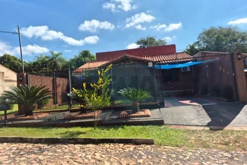 Casa amplia con quincho en Juan de Salazar, Limpio, foto 4