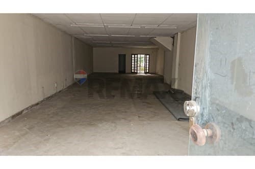 ¡Alquila Local Comercial en Ciudad Nueva! — foto 2