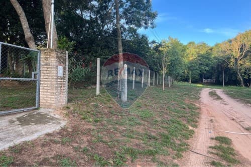 "Encantadora Casa en Lomas de Ytu, Caacupé — foto 2