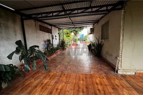casa en esquina, Centro de Itauguá — foto 4