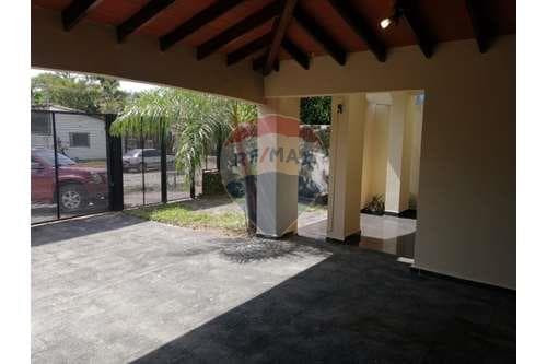 Casa Residencial B° Salvador del Mundo — foto 3