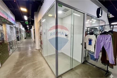 local comercial en Galería M4 — foto 3