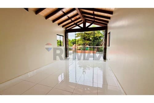 Hermosa casa en venta en barrio primavera, foto 5