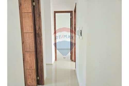 "Dúplex Moderno en Luque: Inversión Perfecta" — foto 1
