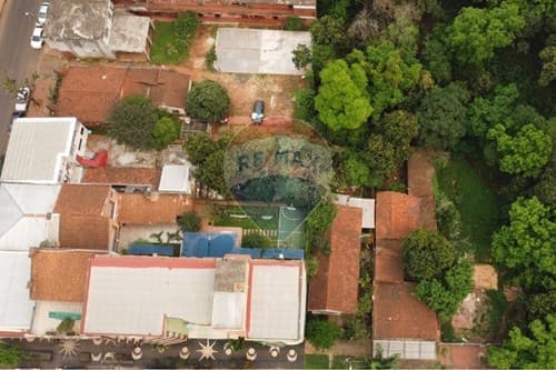 Terreno en venta en el Centro Encarnación, foto 4