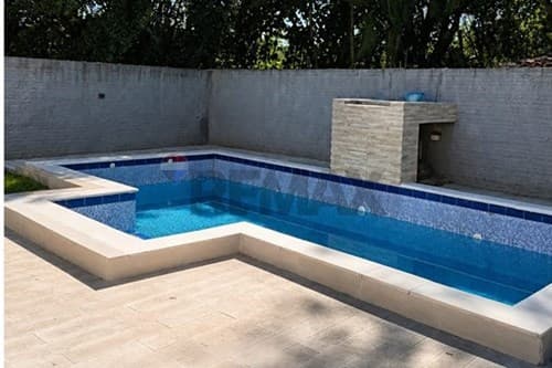 Casa con piscina en Ñemby, foto 2