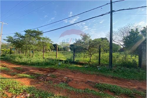 Vendo terreno de 864 m2 en Capiatá rojas cañada