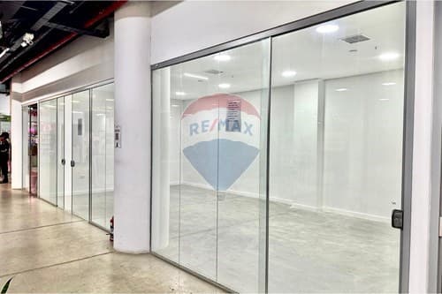 En venta-salon comercial en m4 — foto 4