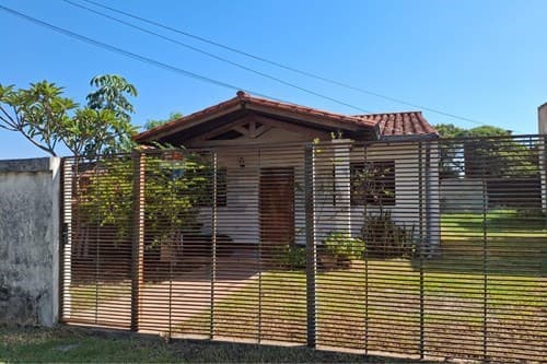 Alquilo casa en MRA -Bo Central