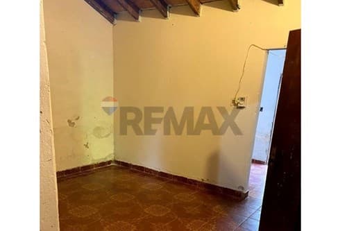 En venta casa en capiata a refaccionar, foto 5