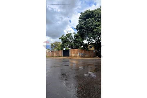 Terreno Comercial Premium en Luque, foto 2