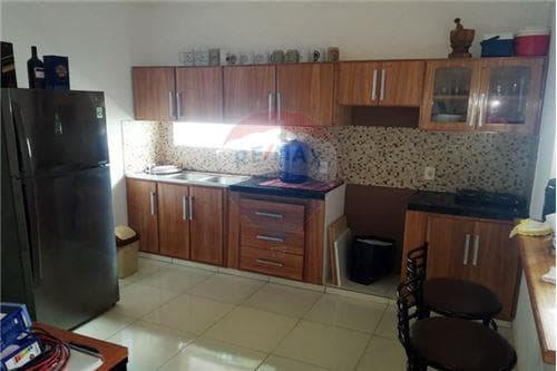 Vendo hermosa casa c/piscina-San Lorenzo