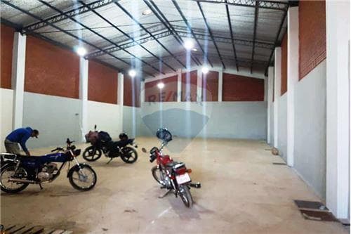 Alquilo salon con deposito - ruta 14 a estrenar