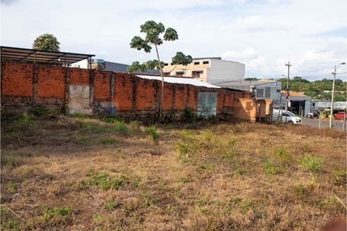 Terreno en esquina en barrio san roque de cde — foto 4