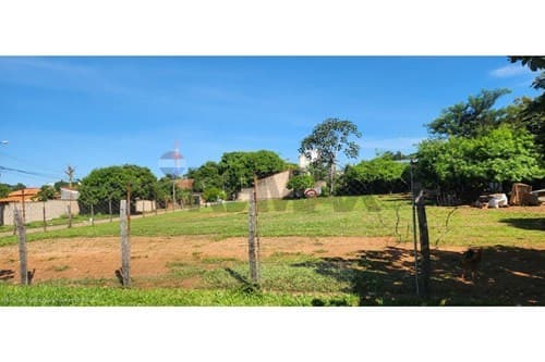 Terreno Estratégico en Maka’i, Luque — foto 1