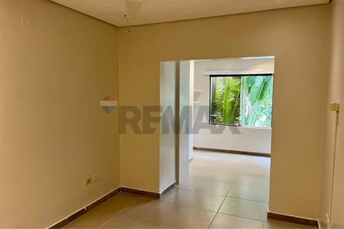 Duplex de 4 habitaciones zona Aeropuerto — foto 4