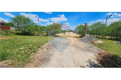 Amplio terreno FDO DE LA MORA NORTE — foto 3