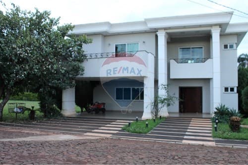 Residencia en Venta – Km 10 Monday, CDE