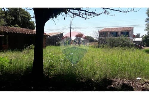 Terreno en Venta en Limpio