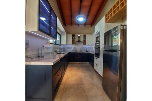 Venta-Amplia Residencia San Bernardino(Los Alpes) — foto 4