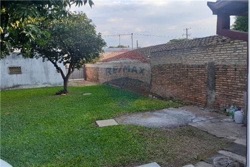Terreno en esquina 12 X 32 Fernando de la Mora
