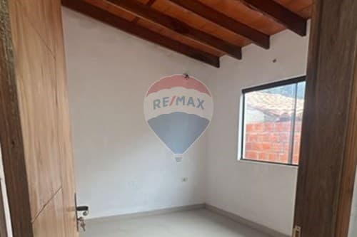 Dúplex moderno en Limpio, listo en 2024 — foto 2
