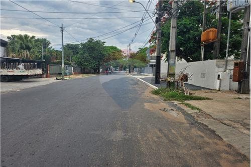 Vendo deposito en Asuncion en excelente ubicacion