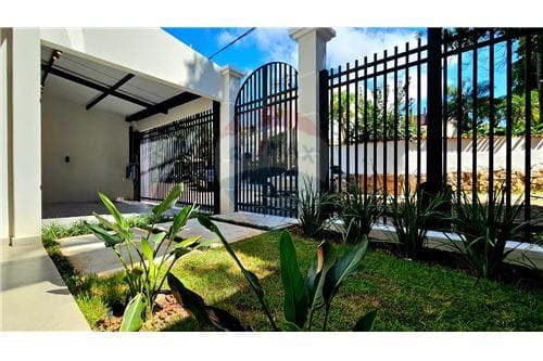 🏡exclusiva residencia de 4 dormitorios en el barrio cerrrado aranjuez – san vicente — foto 3