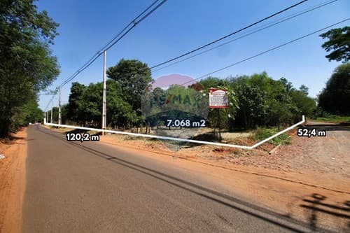 Alquilo terreno de 7.068 m2 en itaugua