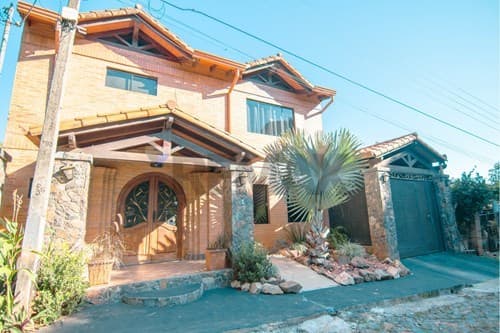 Casa en Venta – Vista Alegre, Ñemby