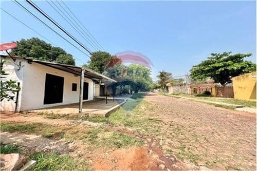En venta amplia casa en Ñemby — foto 1