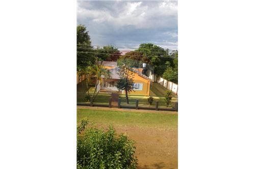 Hermosa Residencia en Venta en Carmen del Parana, foto 4