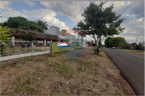 Amplio terreno ideal para inversiones