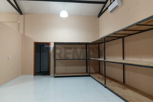 Local comercial en Filadelfia para alquiler, foto 2