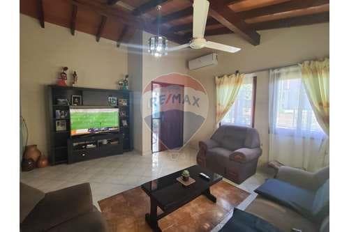 Casa en venta Barrio La Paz Encarnacion