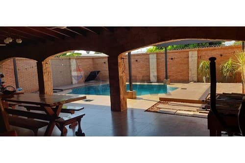 Residencia en San Lorenzo con piscina — foto 4
