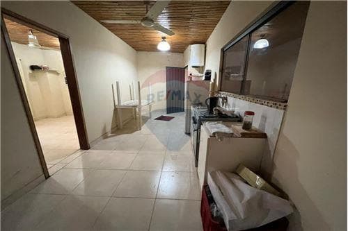 Vendo gran deposito con oficina en San Lorenzo