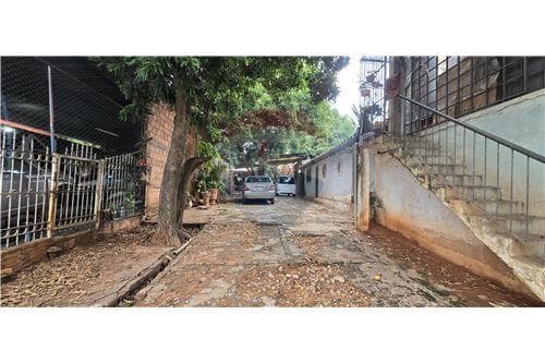 En venta terreno en la ciudad de lambare — foto 2