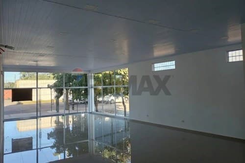 En alquiler - Local comercial, foto 1