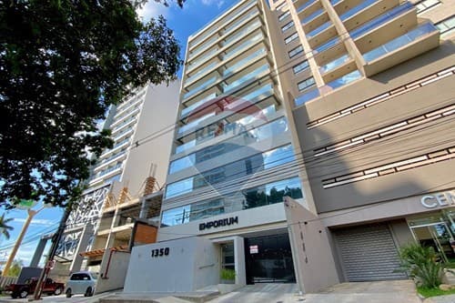 En venta – departamento en edificio emporium — foto 2