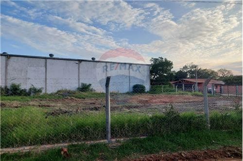 Terreno en Luque laurelty — foto 1
